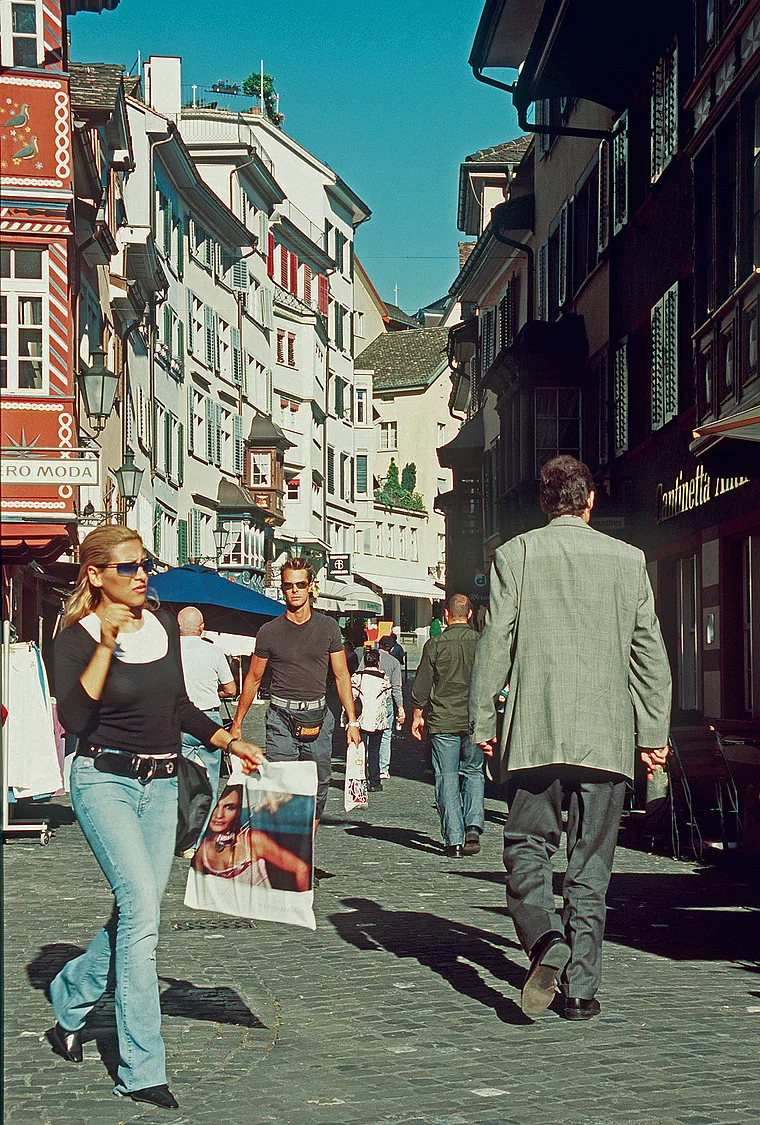 Zürich Altstadt Fußgängerzone Sommer