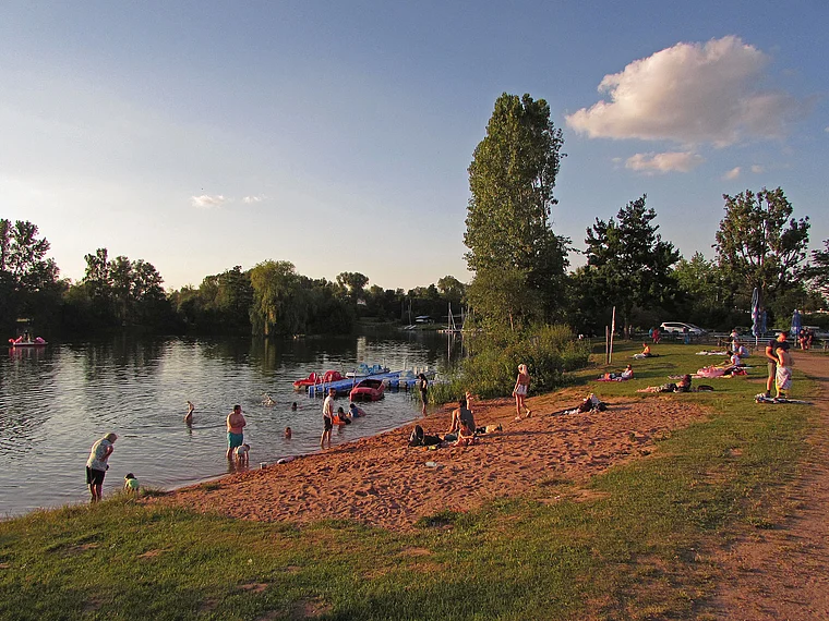 Bebra Breitenbacher Baggersee Strand