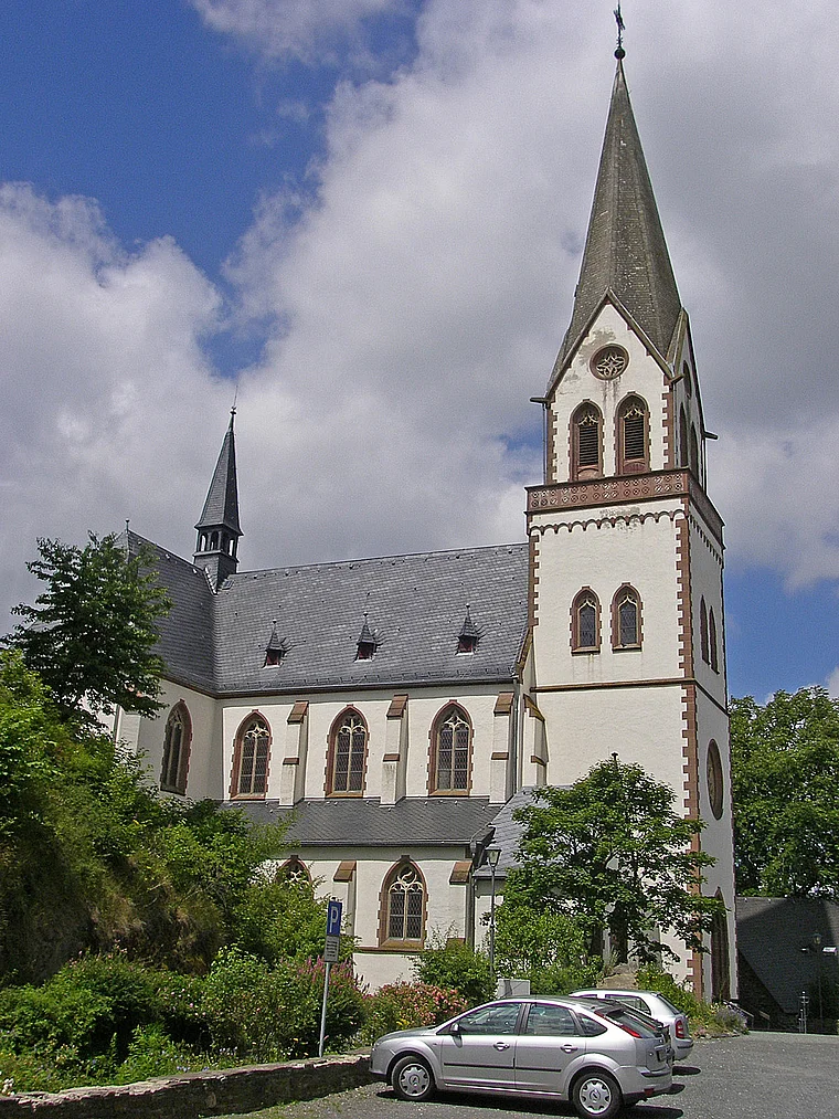 Kastellaun Heilig Kreuz Kirche außen