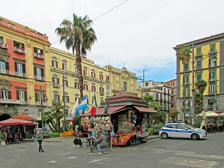 Neapel Piazza Dante