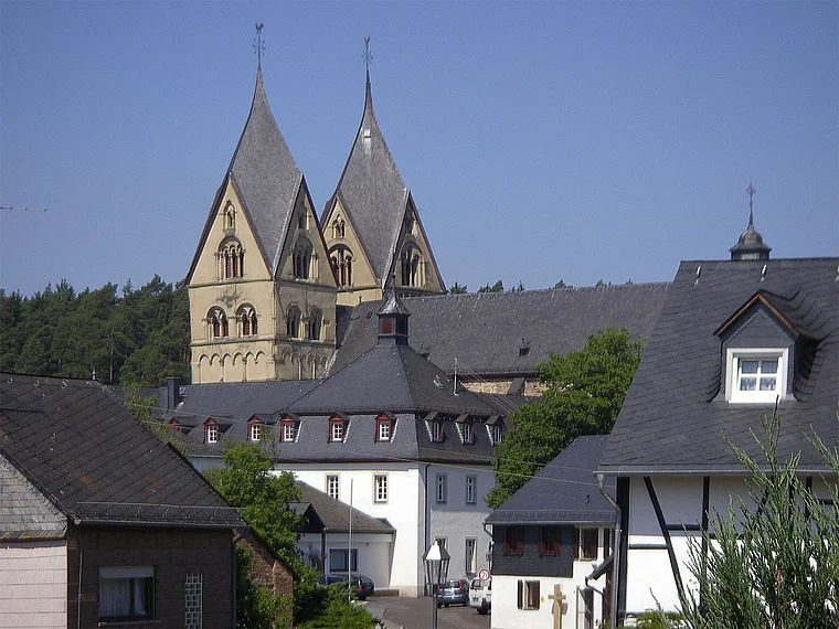 Ravengiersburg Ortsansicht mit Hunsrückdom