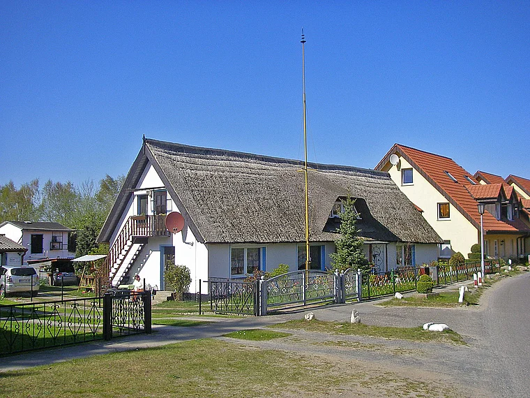 Usedom Benz Haus mit Reetdach