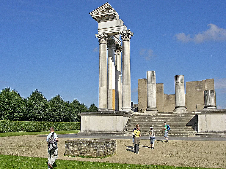 Xanten Archäologischer Park Hafentempel
