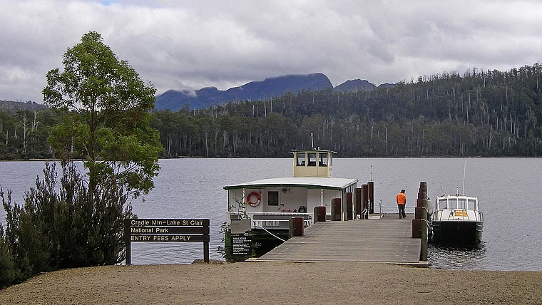 Tasmanien Lake Saint Clair Fähranleger