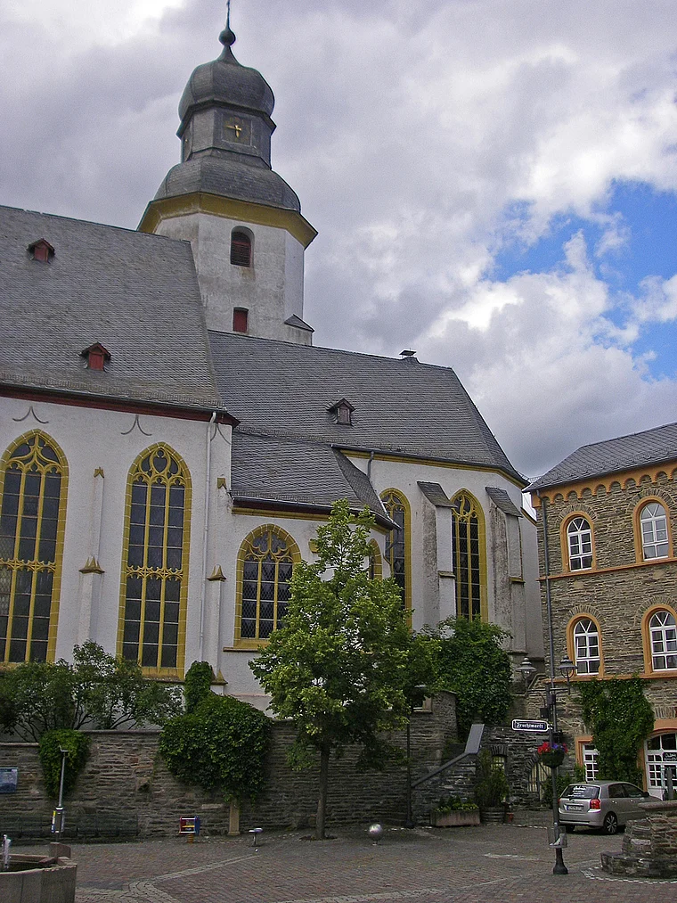 Simmern St. Stephan außen