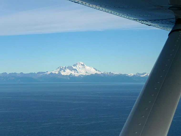 Alaska Mont Redoubt aus der Luft