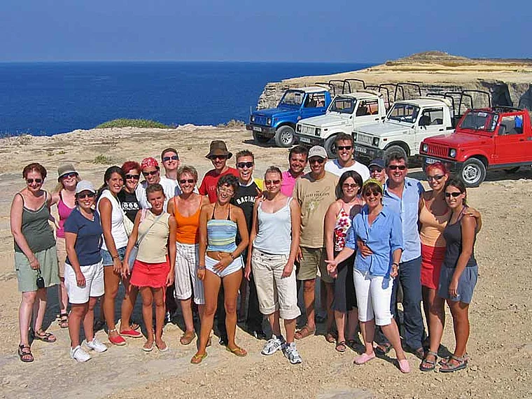Malta Gozo Gruppenfoto Jeep Safari