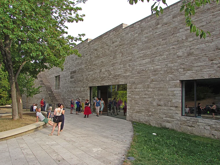 Kassel Grimmwelt außen