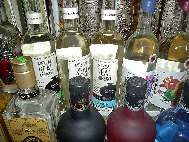 Mexiko Mescal mehrere Flaschen
