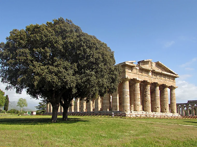 Paestum Poseidon-Tempel Seitenansicht