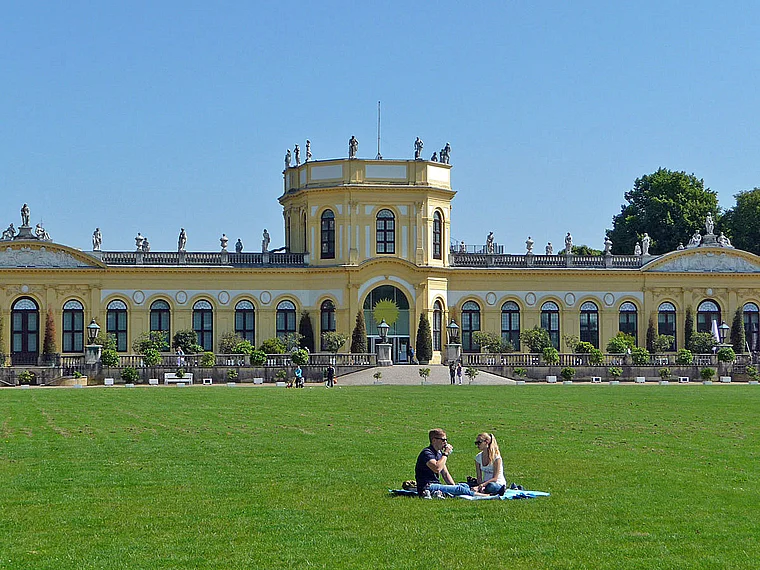 Kassel Orangerie halbnah