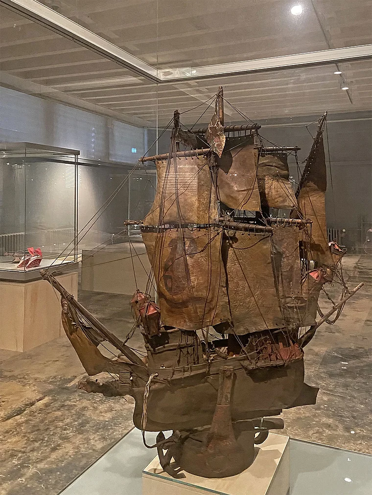 Offenbach Ledermuseum Lederschiff