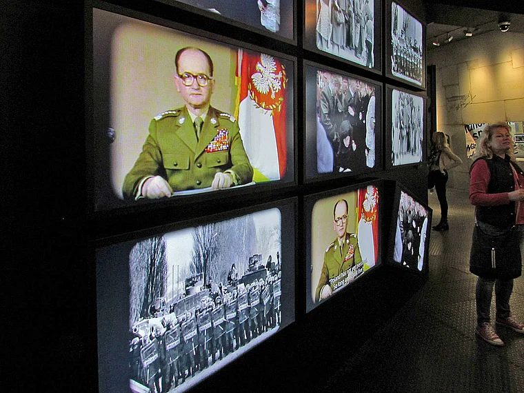 Danzig Zentrum der Solidarität innen Monitore