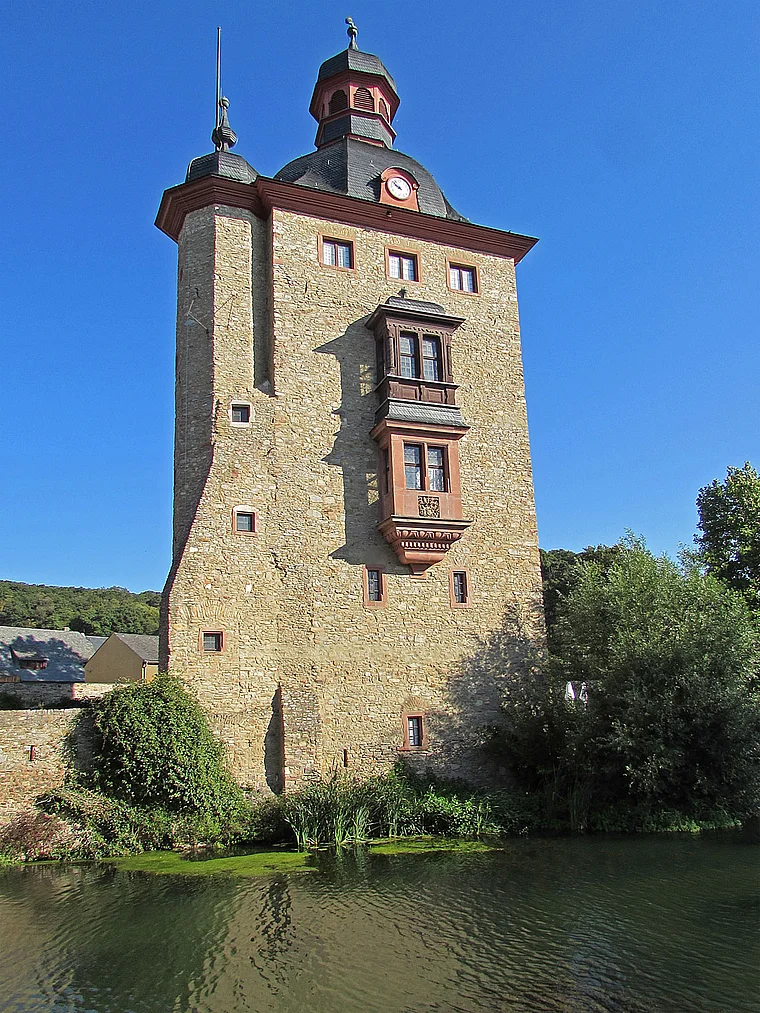 Oestrich-Winkel Schloss Vollrads Turm