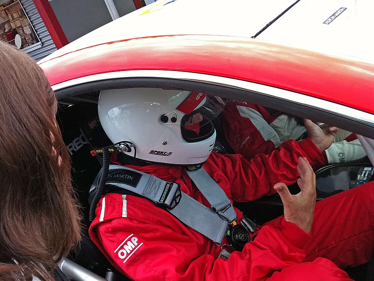 Nürburgring Rundfahrt vor dem  Start