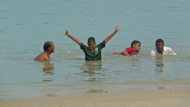  Penang Kilat Beach Badende