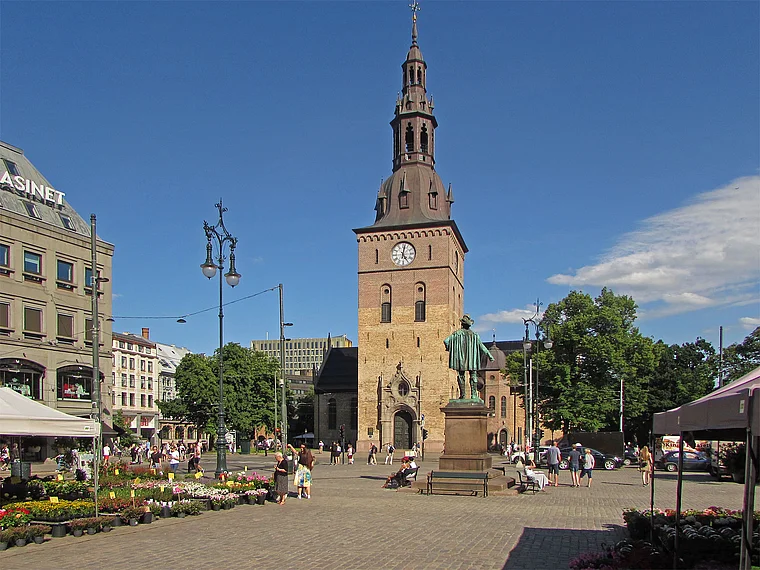 Oslo Marktplatz Dom