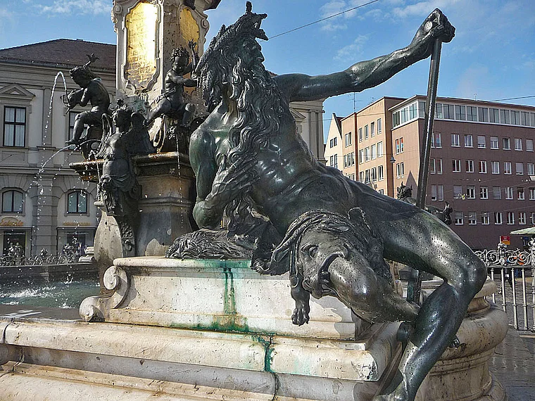 Augsburg Brunnenfigur Vater Lech