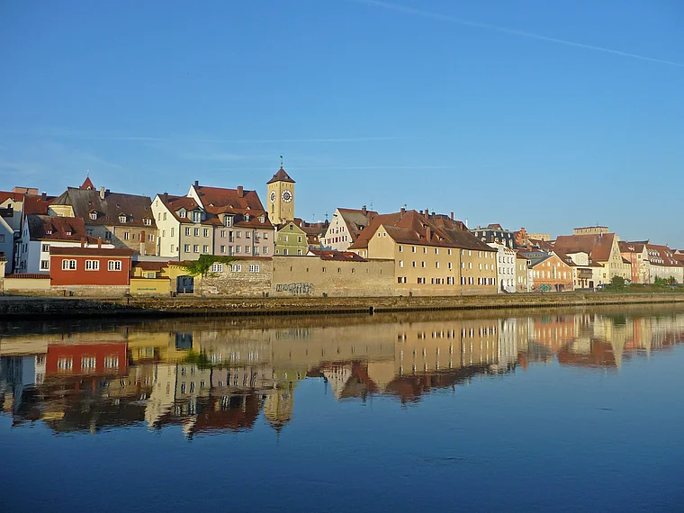 Regensburg Donau Spiegelung