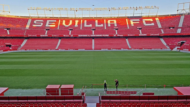 Sevilla Estadio Ramon Sanchez Pizjuan innen