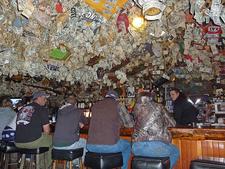 Alaska Homer Salty Dawg Saloon innen