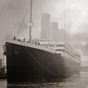 Titanic Wanderausstellung Foto Schiff