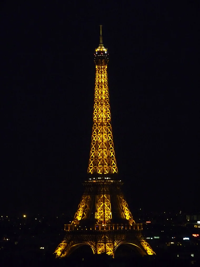 Paris Eiffelturm Nachtaufnahme