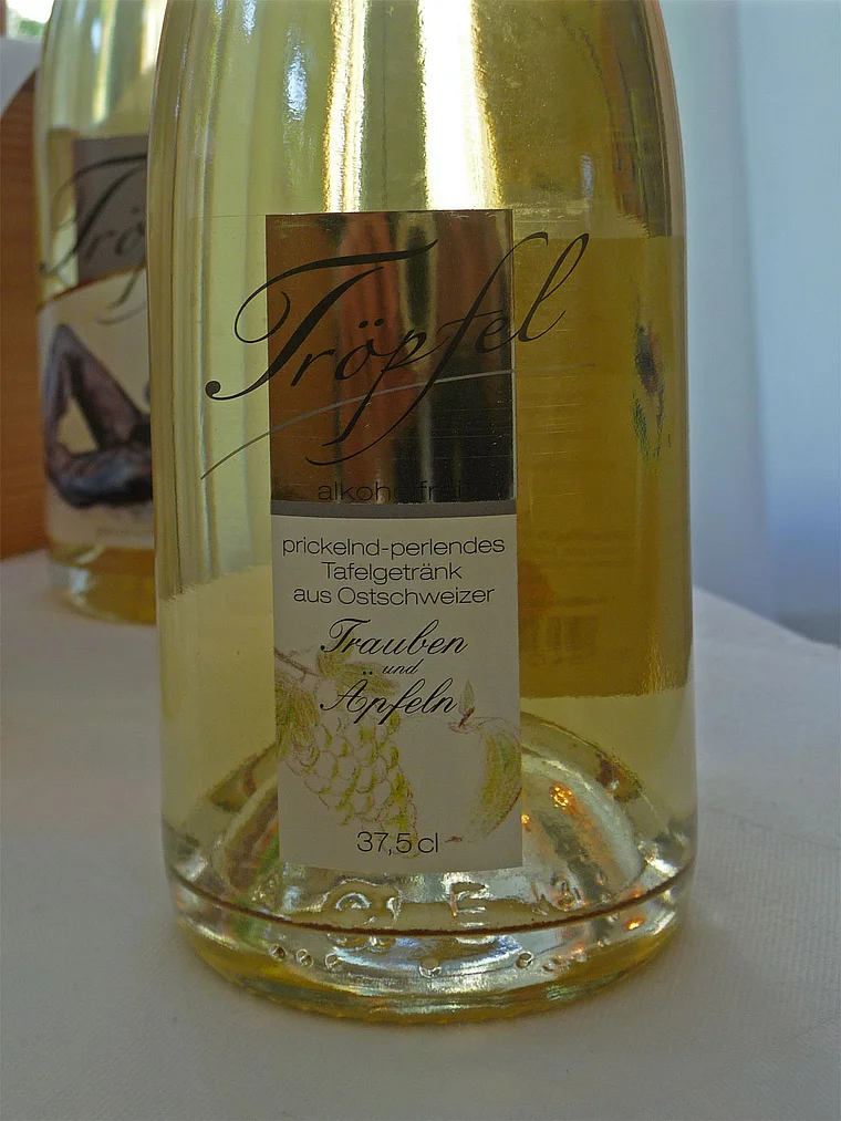 Thurgau Mammern Tröpfel in Flasche groß