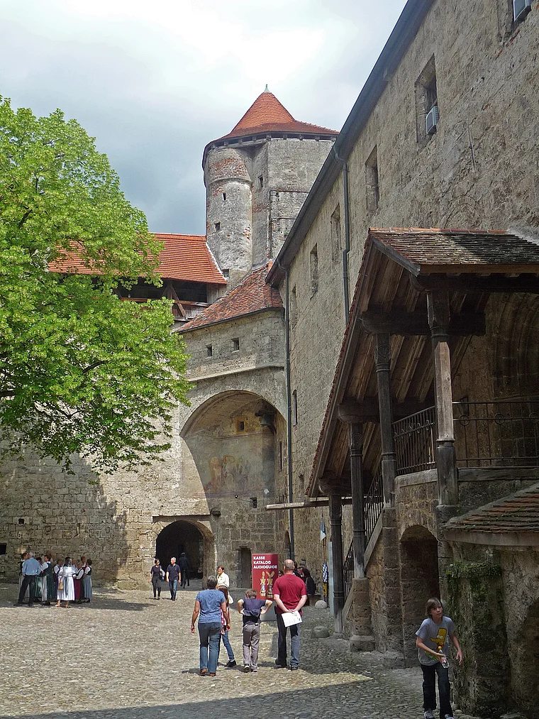 Burghausen Burg Innenhof
