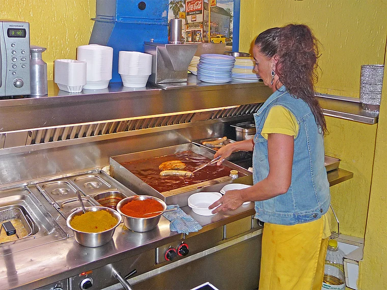 Essen Xaver Zubereitung Currywurst