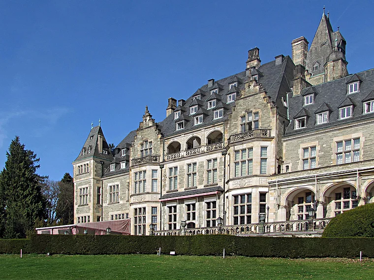 Kronberg (Taunus) Schloss Friedrichshof