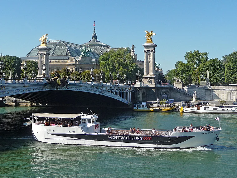 Paris Seine Pont Alexandre III