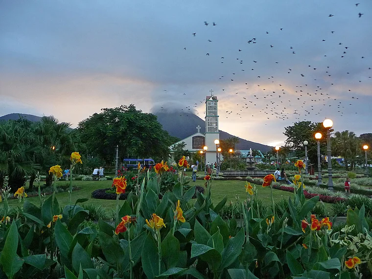 Costa Rica La Fotruna Abendstimmung im Park