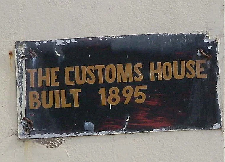 Tansania Bagamoyo Customs House Schild