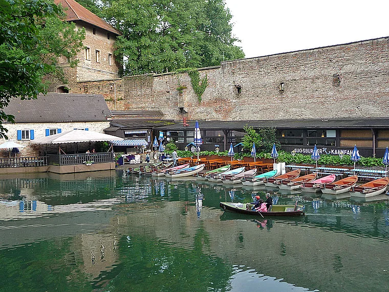 Augsburg Stadtgraben Ruderboote