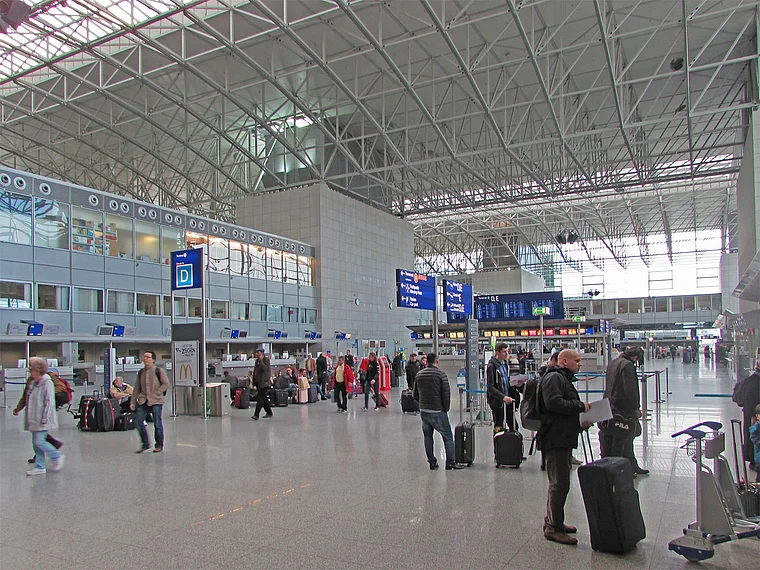 Frankfurt Flughafen Terminal 2 innen