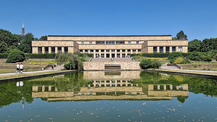 Frankfurt Universität Mensa außen
