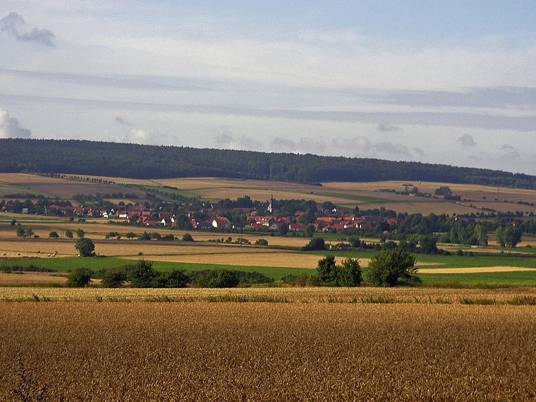 Elm Bornum aus der Ferne
