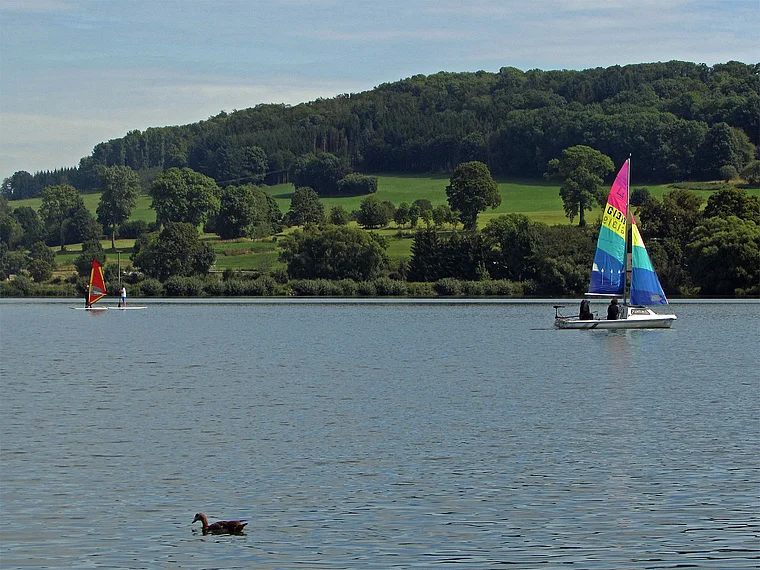 Freiensteinau Nieder-Mooser See Segelboot