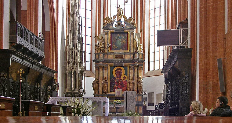 Breslau Elisabethkirche Altarraum
