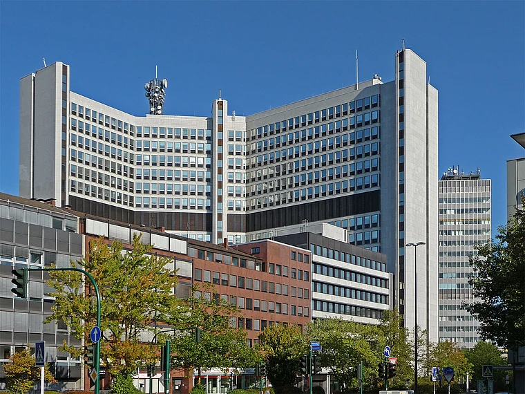 Essen Huyssenallee Hochhaus