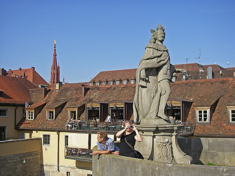 Würzburg Alte Mainbrücke Brückenheiliger Pippin