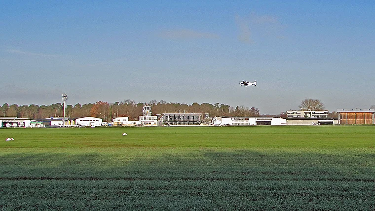 Egelsbach Flugplatz total