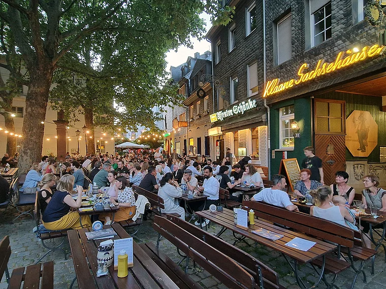Frankfurt Sachsenhausen Klappergasse Abend
