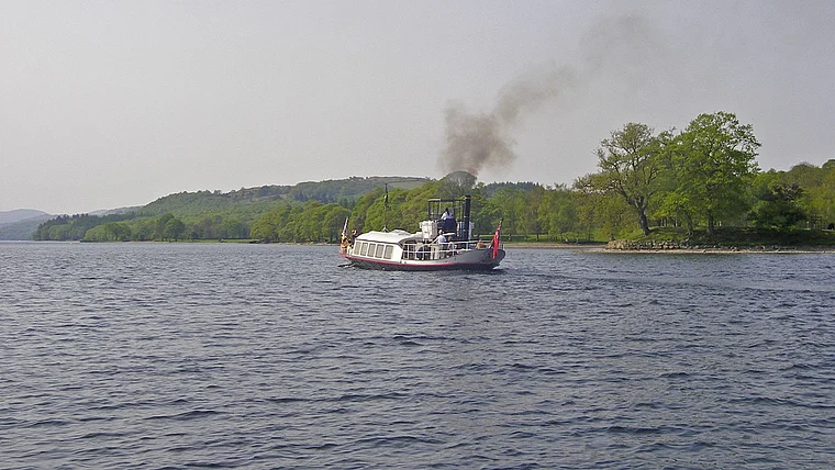 Lake District Coniston Water Gondola von hinten