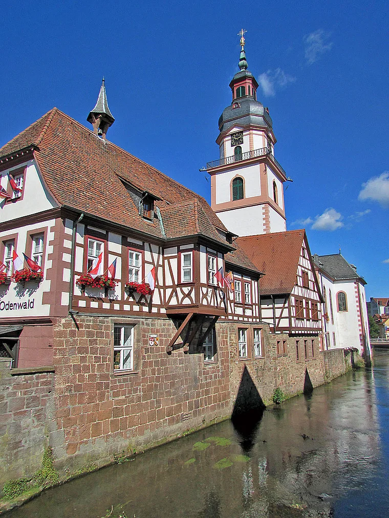 Erbach (Odenwald) Mümling und Kirche