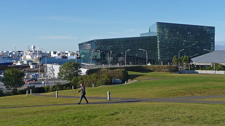 Island Reykjavík Harpa außen