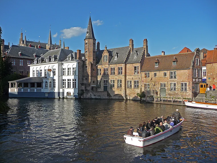 Brügge Rozenhoedkaai Boote