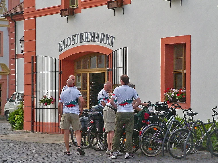 Ostritz St. Marienthal Klostermarkt außen