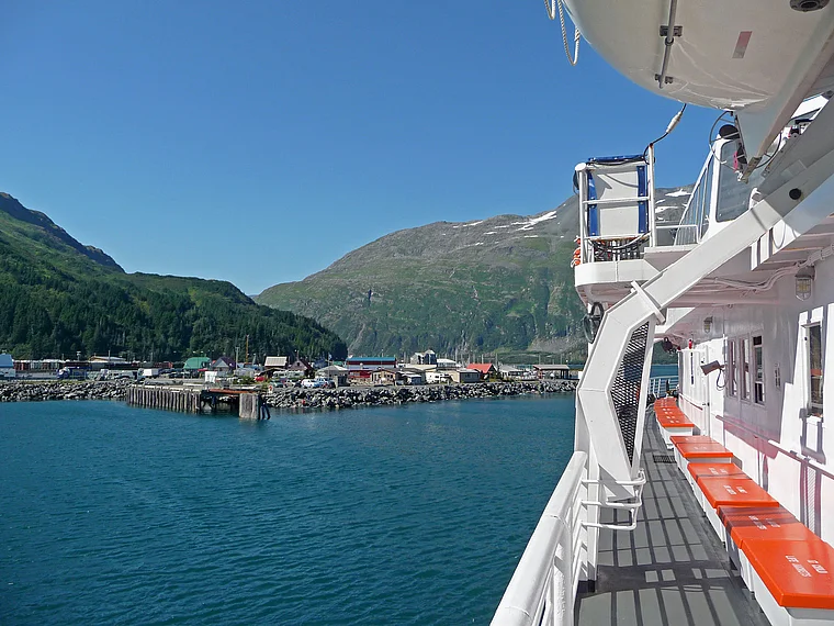 Alaska Whittier Hafeneinfahrt